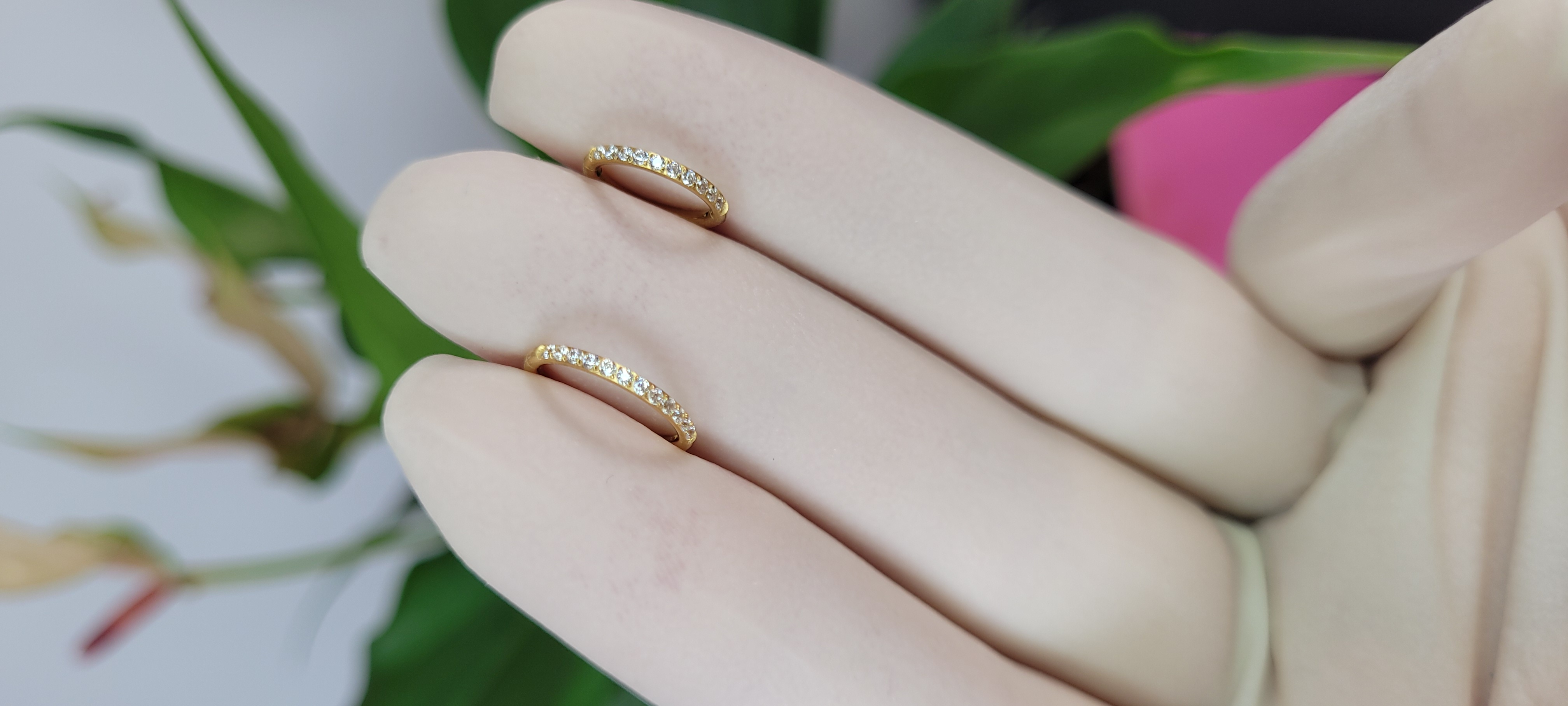 Argolas segmentadas em titânio PVD Gold